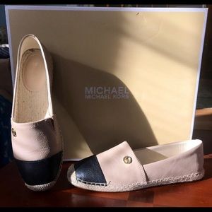 Michael Kors Black & Oyster size 7 espadrille